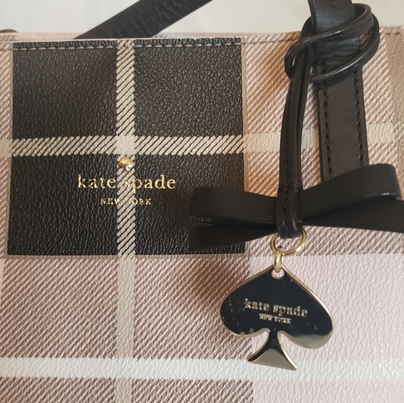 kate spade Handbags - Kate Spade Ryan tote in pink/black/khaki tartan
